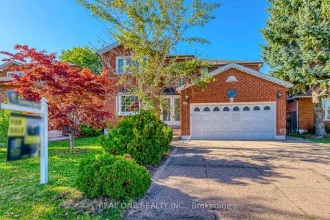 Photo 1 at 403 Glenashton Drive, WC Wedgewood Creek, Oakville