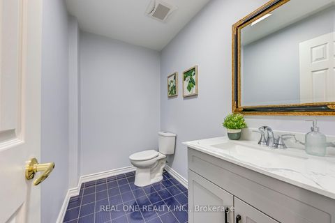 Photo 20 at 403 Glenashton Drive, WC Wedgewood Creek, Oakville