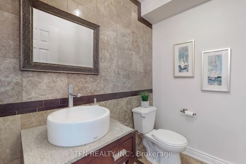 Photo 11 at 24 Lucerne Drive, Vellore Village, Vaughan