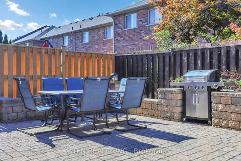 Photo 32 at 24 Lucerne Drive, Vellore Village, Vaughan