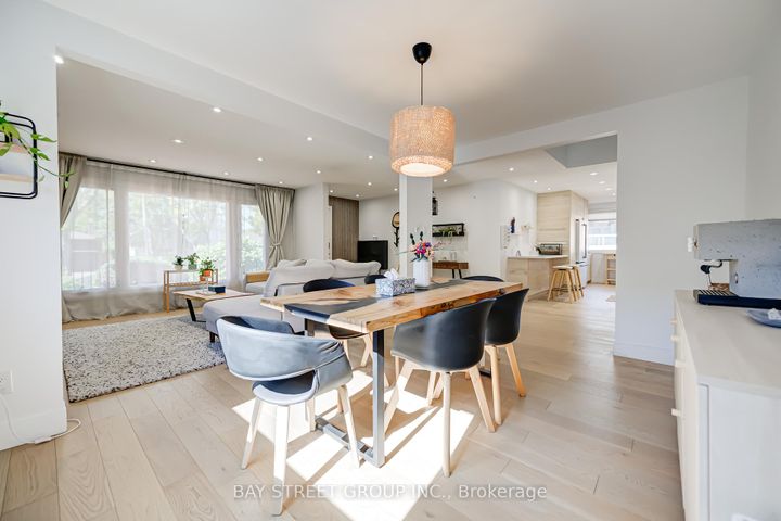 Photo 15 at 3420 Charmaine Heights, Mississauga Valleys, Mississauga