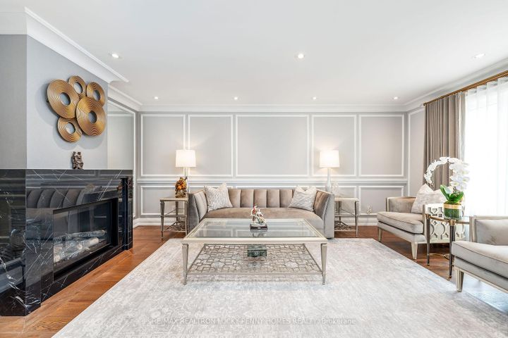 Photo 7 at 38 Beckenridge Drive, Milliken Mills East, Markham