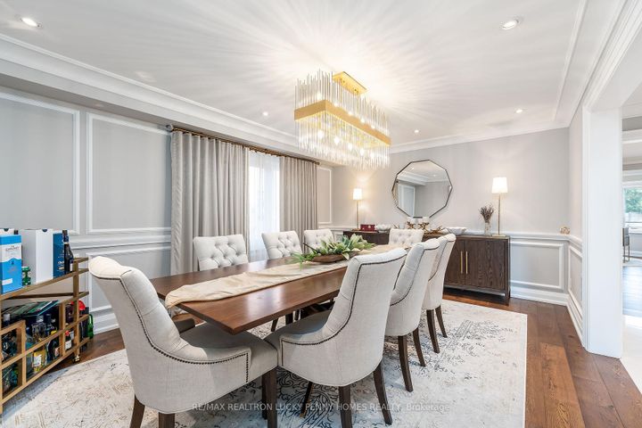 Photo 9 at 38 Beckenridge Drive, Milliken Mills East, Markham