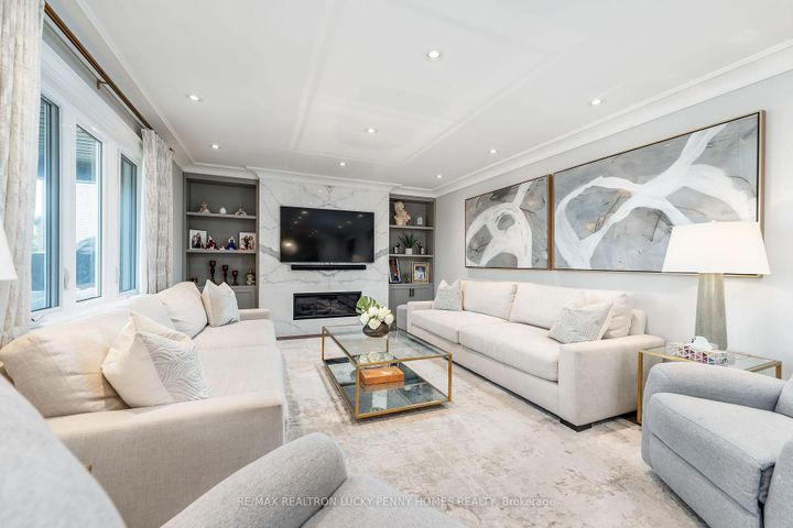 Photo 17 at 38 Beckenridge Drive, Milliken Mills East, Markham