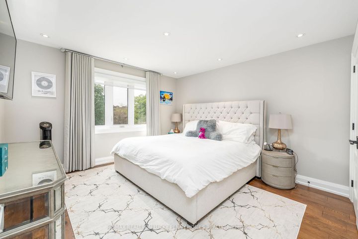 Photo 28 at 38 Beckenridge Drive, Milliken Mills East, Markham