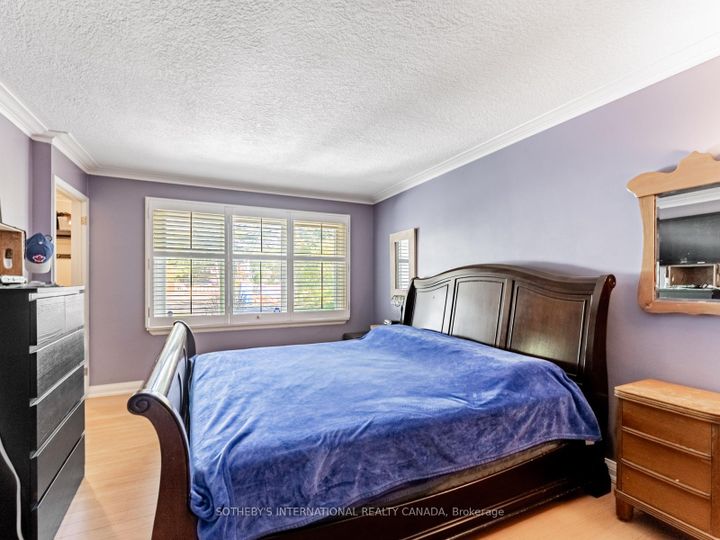 Photo 21 at 1218 Lakebreeze Drive, Mineola, Mississauga