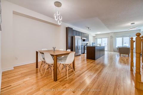 Photo 7 at 33 Thornapple Lane, Oak Ridges Lake Wilcox, Richmond Hill