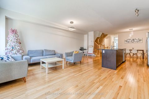 Photo 14 at 33 Thornapple Lane, Oak Ridges Lake Wilcox, Richmond Hill