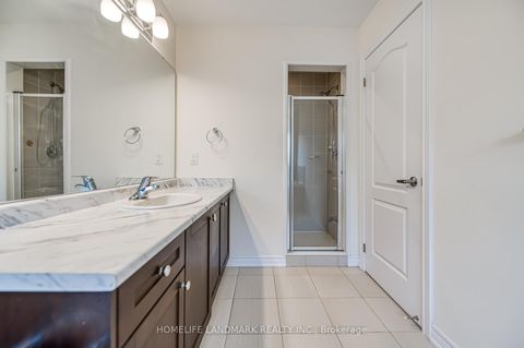 Photo 24 at 33 Thornapple Lane, Oak Ridges Lake Wilcox, Richmond Hill