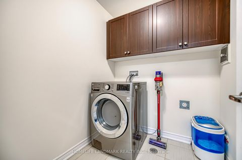 Photo 32 at 33 Thornapple Lane, Oak Ridges Lake Wilcox, Richmond Hill