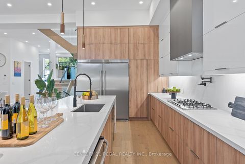 Photo 5 at 84 Bexhill Avenue, Birchmount, Toronto