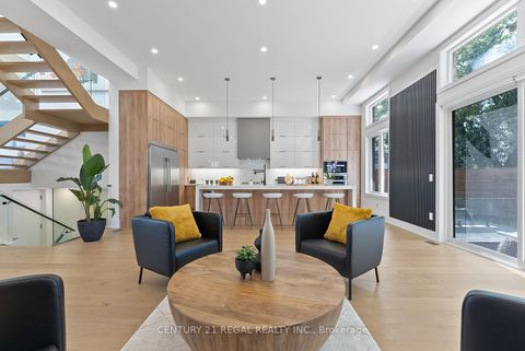 Photo 6 at 84 Bexhill Avenue, Birchmount, Toronto