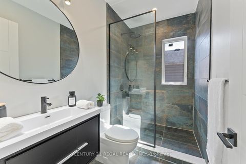Photo 33 at 84 Bexhill Avenue, Birchmount, Toronto