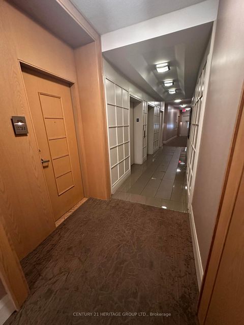 Photo 6 at 2206 - 509 Beecroft Road, Willowdale West, Toronto Photo 6 at 2206 - 509 Beecroft Road, Willowdale West, Toronto