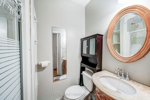 Photo 15 at 20 Haida Drive, Aurora Heights, Aurora