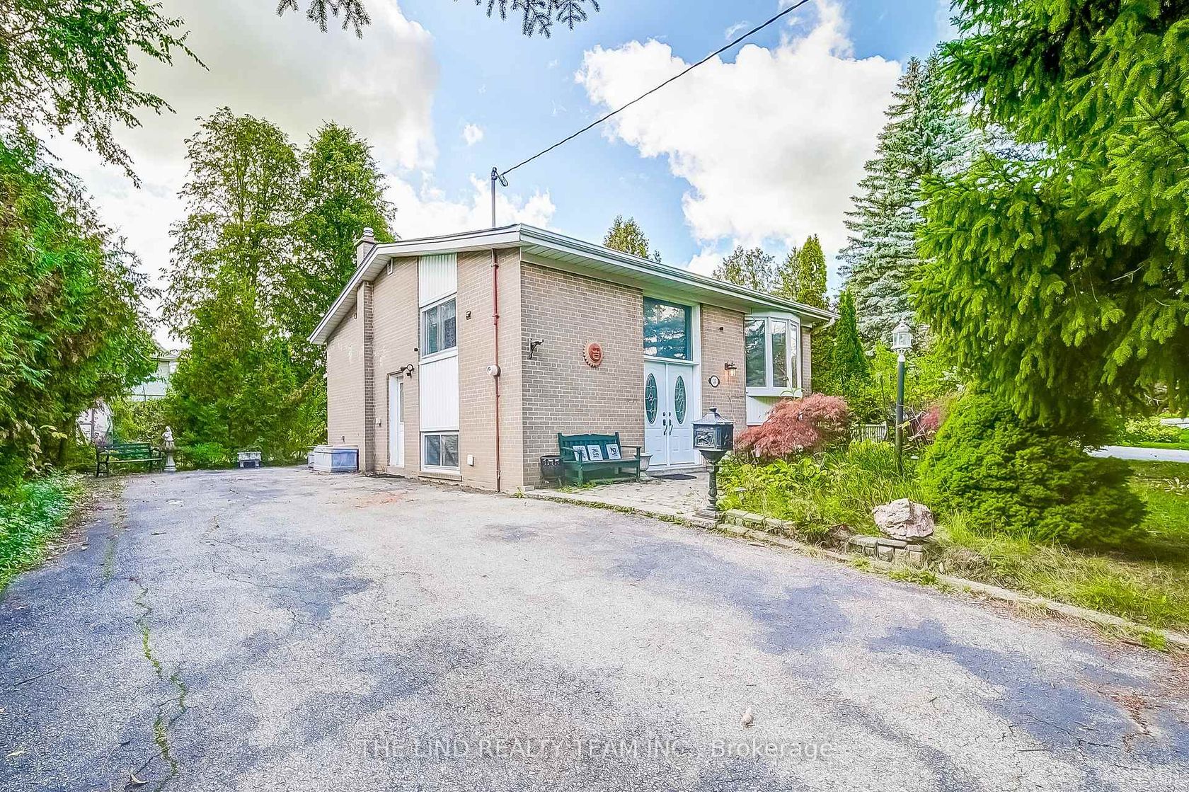 20 Haida Drive, Aurora Heights, Aurora 