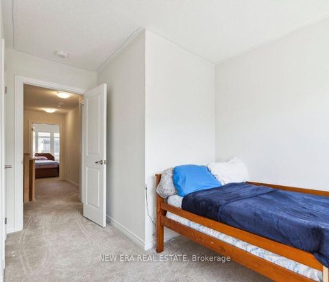 Photo 23 at 778 Kootenay Path, Donevan, Oshawa