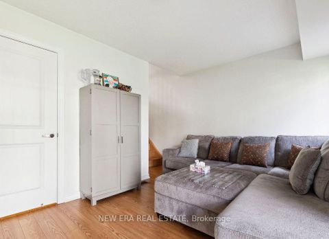 Photo 26 at 778 Kootenay Path, Donevan, Oshawa