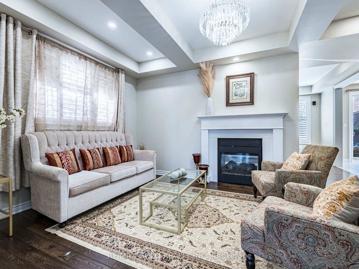 Photo 4 at 140 Thornbush Boulevard, Northwest Brampton, Brampton