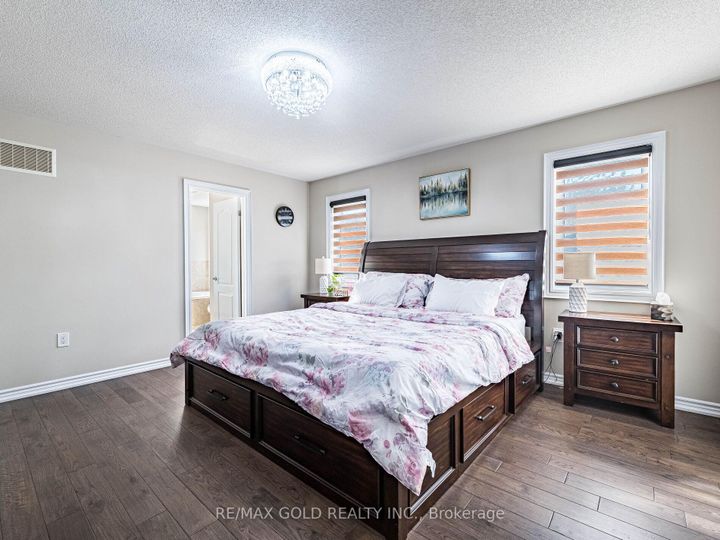 Photo 19 at 140 Thornbush Boulevard, Northwest Brampton, Brampton