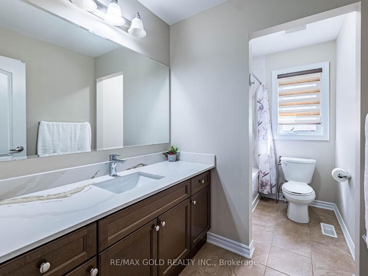 Photo 24 at 140 Thornbush Boulevard, Northwest Brampton, Brampton