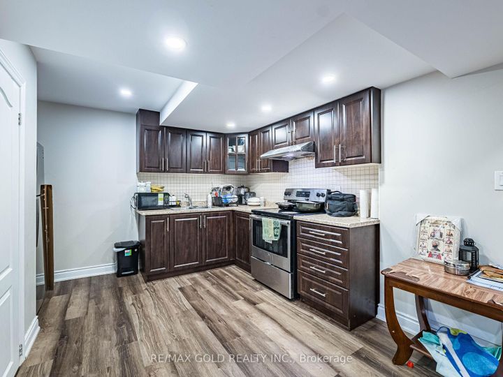 Photo 32 at 140 Thornbush Boulevard, Northwest Brampton, Brampton