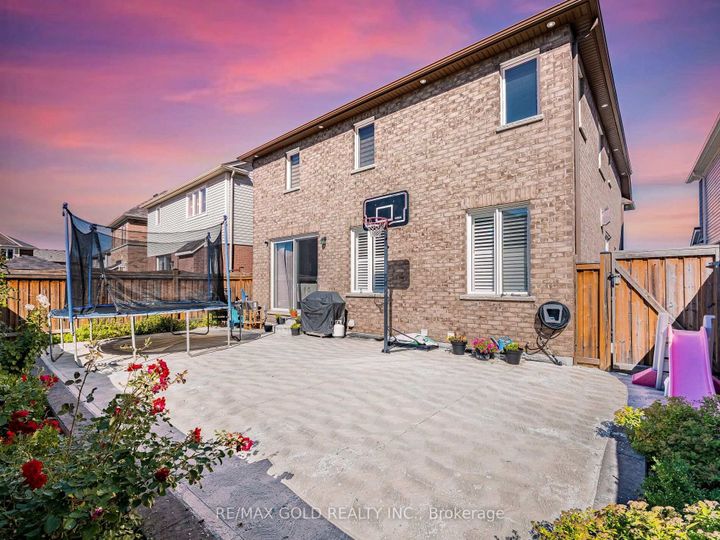 Photo 35 at 140 Thornbush Boulevard, Northwest Brampton, Brampton