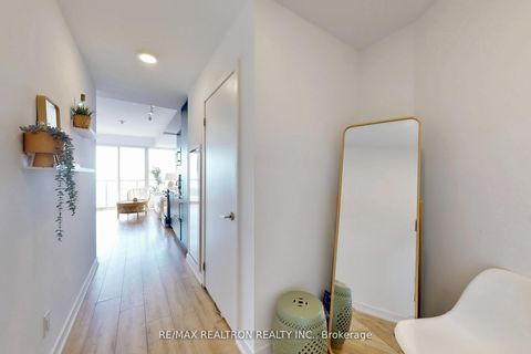 Photo 5 at 1901 - 135 East Liberty Street, Niagara, Toronto