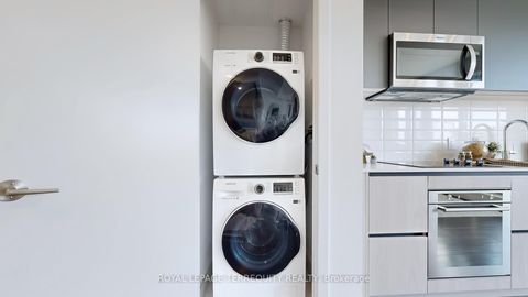 Photo 10 at 447 - 150 Logan Avenue, South Riverdale, Toronto