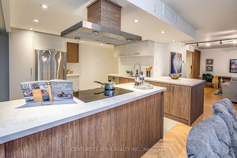 Photo 14 at 1401 - 65 Harbour Square, Waterfront Communities C1, Toronto