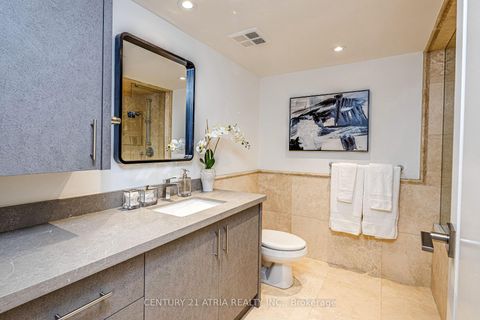 Photo 19 at 1401 - 65 Harbour Square, Waterfront Communities C1, Toronto