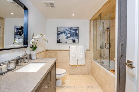 Photo 20 at 1401 - 65 Harbour Square, Waterfront Communities C1, Toronto