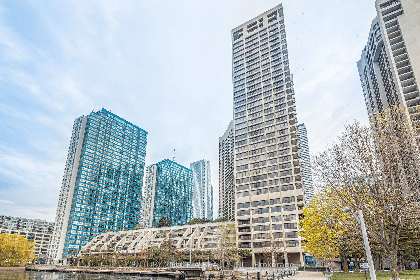 1401 - 65 Harbour Square, Waterfront Communities C1, Toronto 