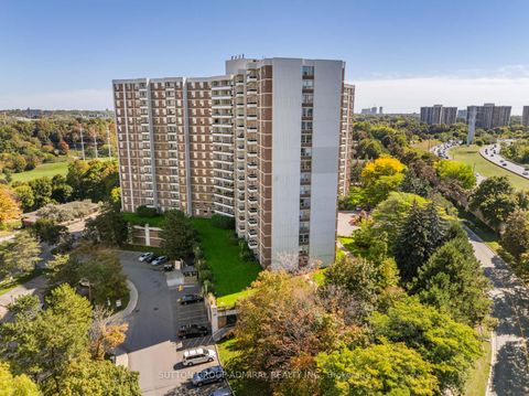 Photo 27 at 415 - 5 Shady Golfway, Flemingdon Park, Toronto