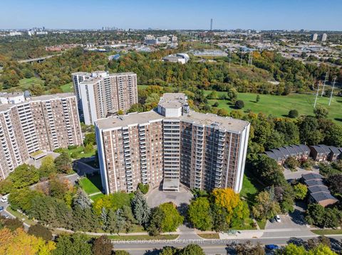 Photo 33 at 415 - 5 Shady Golfway, Flemingdon Park, Toronto