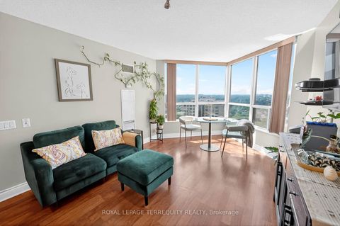 Photo 11 at 2510 - 10 Northtown Way, Willowdale East, Toronto