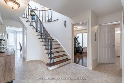 Photo 3 at 40 Gardner Place, Maple, Vaughan