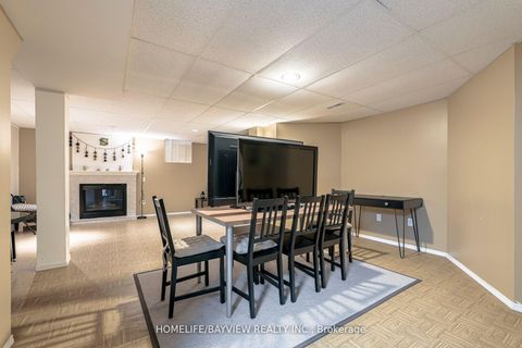 Photo 37 at 40 Gardner Place, Maple, Vaughan