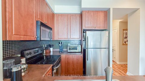 Photo 4 at 2803 - 220 Burnhamthorpe Road W, City Centre, Mississauga