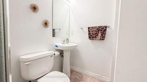 Photo 13 at 2803 - 220 Burnhamthorpe Road W, City Centre, Mississauga