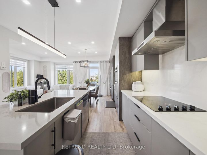 Photo 11 at 1 Rattenbury Road, Patterson, Vaughan