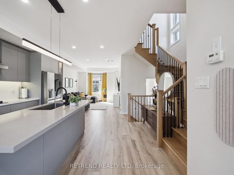 Photo 10 at 1 Rattenbury Road, Patterson, Vaughan