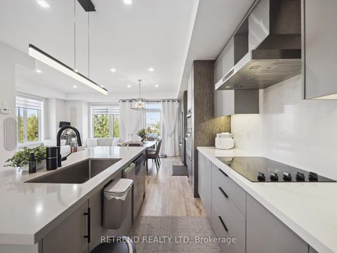 Photo 11 at 1 Rattenbury Road, Patterson, Vaughan