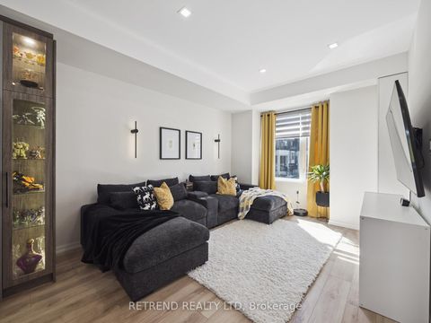 Photo 16 at 1 Rattenbury Road, Patterson, Vaughan