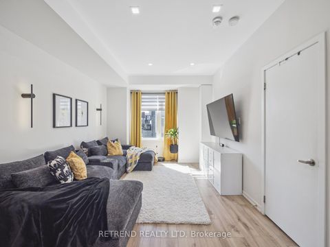 Photo 17 at 1 Rattenbury Road, Patterson, Vaughan