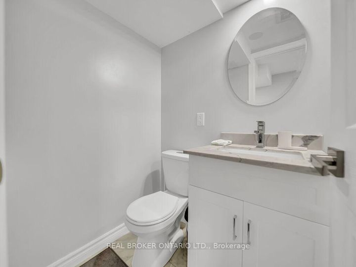 Photo 38 at 332 Riverstone Drive, WC Wedgewood Creek, Oakville