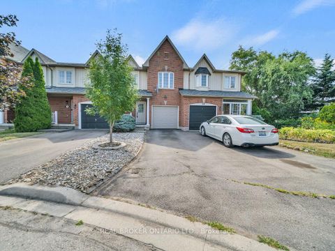 Photo 5 at 332 Riverstone Drive, WC Wedgewood Creek, Oakville