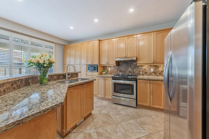 Photo 7 at 16 Appleview Road, Greensborough, Markham