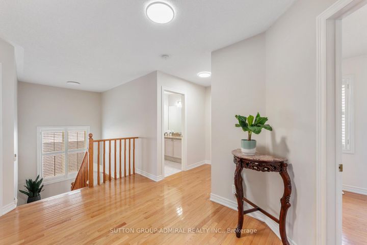 Photo 16 at 16 Appleview Road, Greensborough, Markham