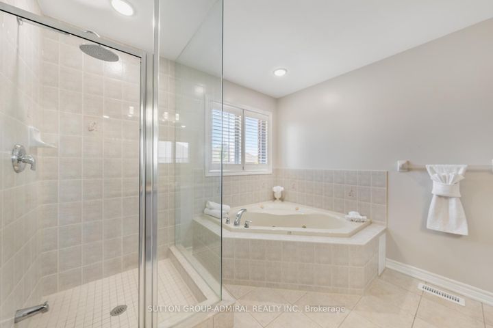 Photo 22 at 16 Appleview Road, Greensborough, Markham